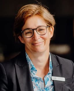 Professor Vic Rayner OBE
