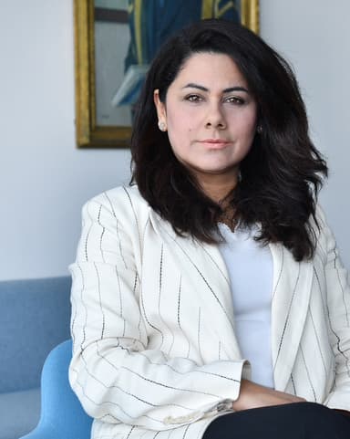 Dr Asieh Hosseini Tabaghdehi