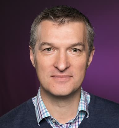 Simon Bennett