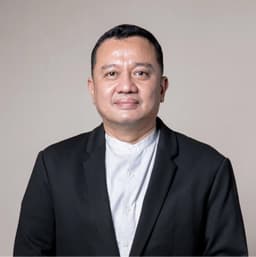 Dr Edwin Hidayat Abdullah