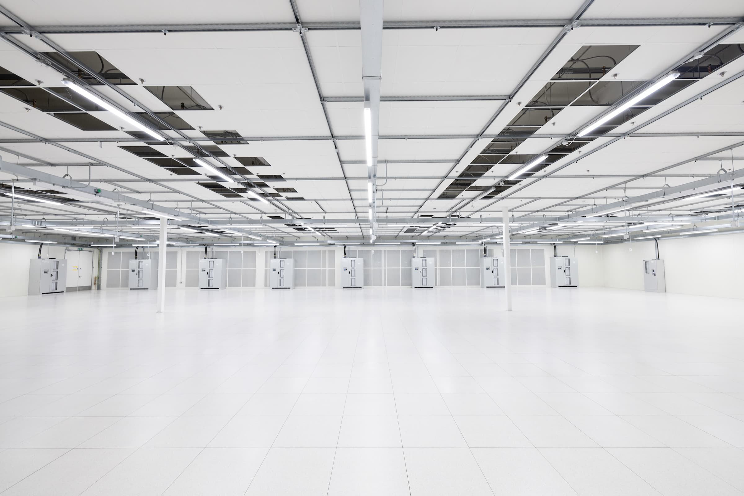 International Data Centre Day 2023: Energy Procurement in the Data Centre Industry (Guest blog by VIRTUS Data Centres)