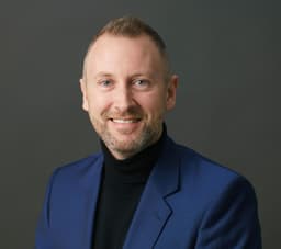 Andrew Ayres