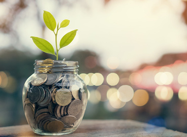 Finance-growth-231496816-web-1500px.jpg