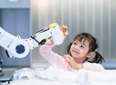 Kid-robot-technology-shutterstock_1224997309-web-1500px.jpg