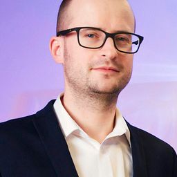 Dr Cillian McPolin