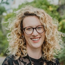 Dr Oonagh   Murphy