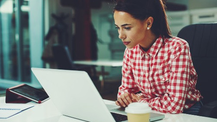 Laptop-working-office-137376851-web-500px.jpg