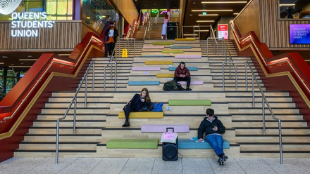 Education-university-students-entrance-banner.jpg