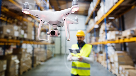 Drone-man-automation-185099471-web-1500px.jpg