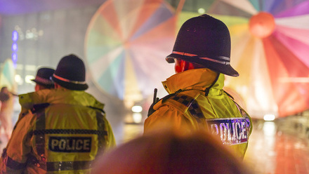 Police-emergency-services-Blue-light-175267412-web-1500px.jpg