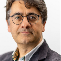 Professor Simon Saunders