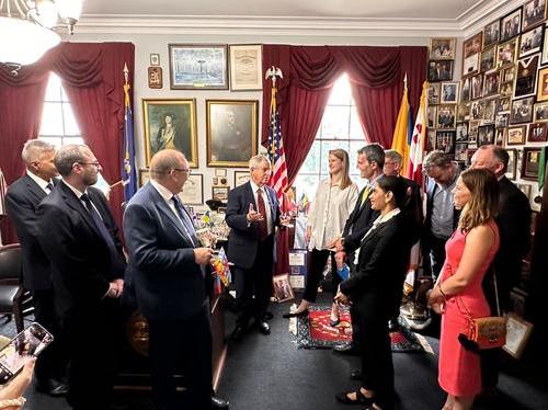 Washington Delegation 3.jpg
